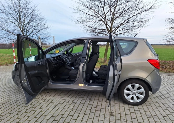 Opel Meriva cena 20800 przebieg: 125919, rok produkcji 2011 z Głogów małe 232